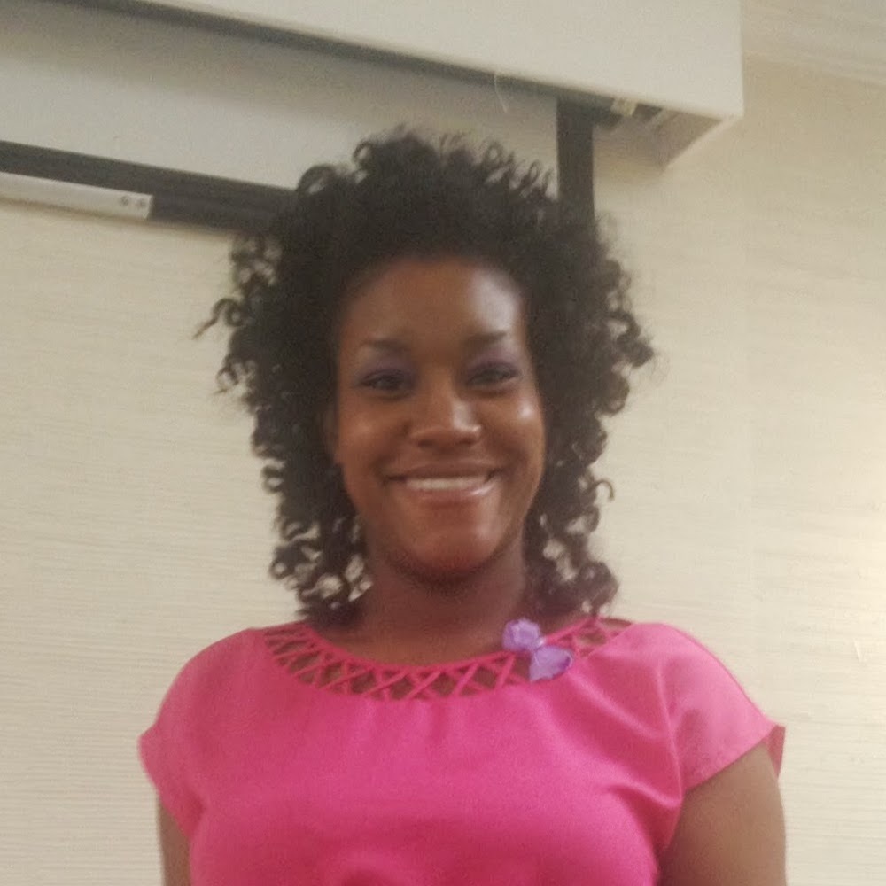 Meet your Posher, Andrea